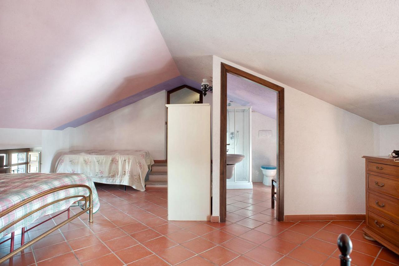 Вилла Casa Della Barcareccia Calice al Cornoviglio Экстерьер фото